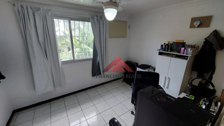 Imagem Apartamento com 2 dormitórios à venda, 70 m² por R$ 215.000,00 - Mutuá - São Gonçalo/RJ