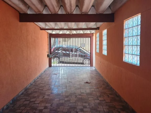 Imagem Excelente Casa 209m² (frente 11,5metros), Financia, 2 Dormitórios, Sala, Copa, Cozinha, 2 Banheiros, Área de Lazer com Churrasqueira na Vila Dirce, Mauá-SP