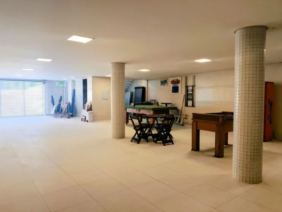 Imagem Imperdível! Casa de luxo à venda em Riviera de São Lourenço Módulo 19. 6 quartos, 6 suítes, 3 salas, 6 vagas, 476m². Venha conferir!