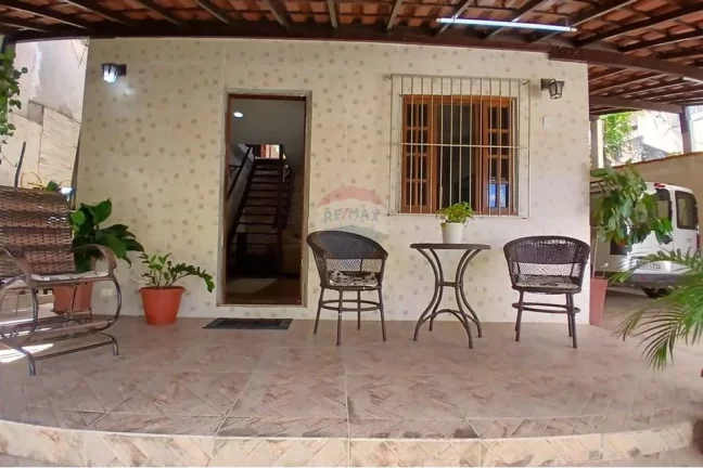 Imagem Casa com 4 quartos à venda em Vila Valqueire, Rio de Janeiro
