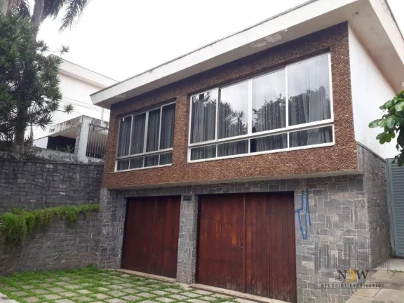 Imagem Casa à venda no Alto de Pinheiros São Paulo SP com 3 dormitórios, 1 suíte, 6 vagas de garagem