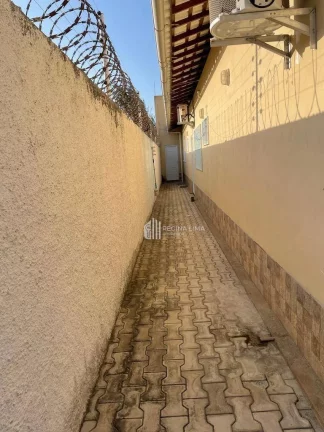 Imagem Casa pronta para morar, próxima à Praia do Coqueiro, com 5 dormitórios à venda por R$ 1.100.000,00 - Luís Correia/PI