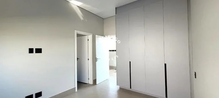 Imagem Casa em Condomínio a Venda no bairro Residencial e Empresarial Alphaville - Ribeirão Preto, SP