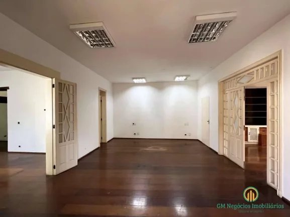 Imagem CASARÃO COMERCIAL - Centro Histórico Santana de Parnaíba (fachada tombada)