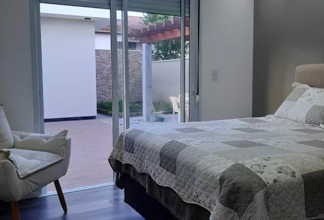 Imagem Casa à Venda, 360m2, 3 Dormitórios(1S), Pedra Branca, Palhoça/SC
