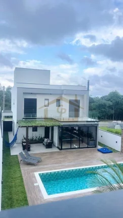 Imagem Natureza!!! São 4 suítes, Sistema de aquecimento solar para água da casa com boiller