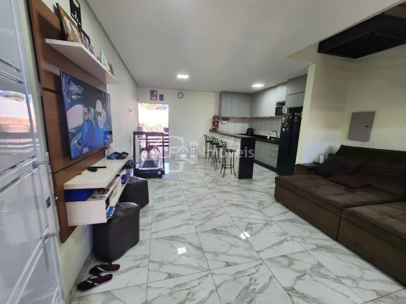 Imagem Impecável casa à venda em Campo Grande-MS, Jardim Tijuca: 3 quartos, 2 suítes, 1 sala, 2 vagas, 152m². Venha conferir!