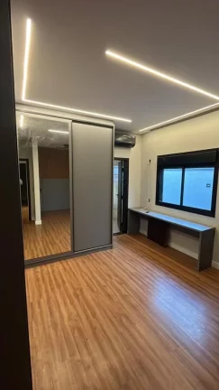 Imagem Linda Casa à Venda no Condomínio Villa Preciosa, Cabreúva-SP