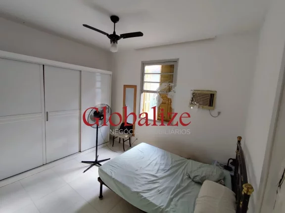 Imagem Casa, 3 Dormitórios, 2 sala 1 Área de serviço, 2 Banheiros, 6 vagas de Garagem - Vila Belmiro R$ 2.000.000,00