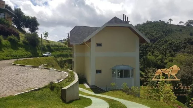 Imagem Oportunidade!! Casa nova em condomínio a venda em Campos do Jordão-SP
