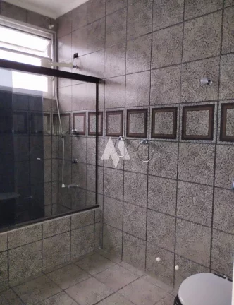 Imagem Excelente casa comercial com 396m2 de área construída