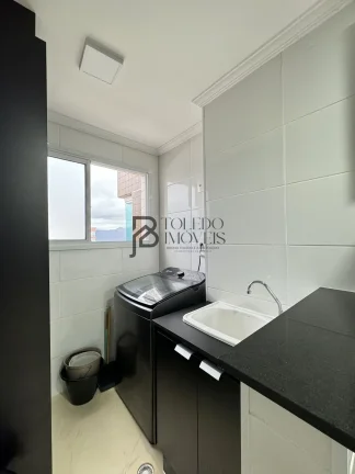 Imagem Apartamento amplo com 81m², 02 dormitórios com suite, planejado, sacada gourmet e andar alto