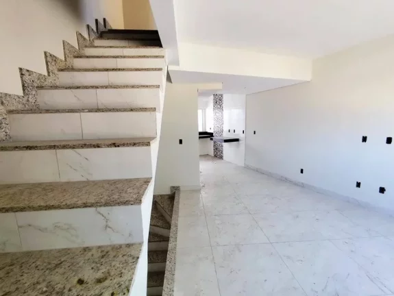 Imagem Casa Duplex em Céu Azul - Belo Horizonte