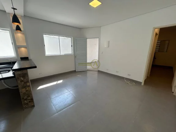 Imagem Casa à venda com 3 suítes em bairro seguro, a poucos passos da delegacia