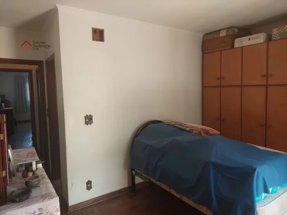 Imagem SOBRADO GRANDE COM EDÍCULA, A VENDA OU LOCAÇÃO. 5 DORMITÓRIOS E 7 VAGAS DE GARAGEM. ÓTIMA LOCALIZAÇÃO, PRÓXIMO AO LARGO DA VILA ZELINA.