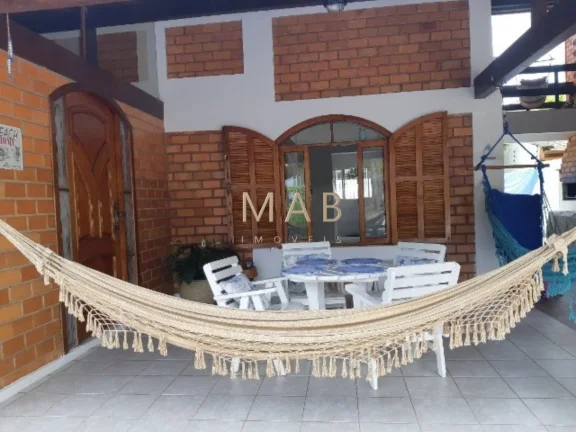 Imagem Linda e Aconchegante Casa à VENDA em Canasvieiras - Florianópolis SC!