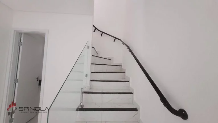 Imagem Sobrado com 2 dormitórios à venda, 105 m² por R$ 540.000,00 - Aviação - Praia Grande/SP
