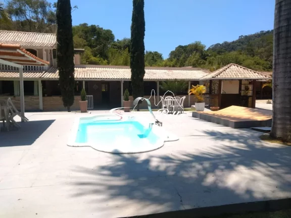 Imagem Casa com 5 dormitórios à venda, 300 m² por R$ 1.350.000,00 - Prata - Teresópolis/RJ