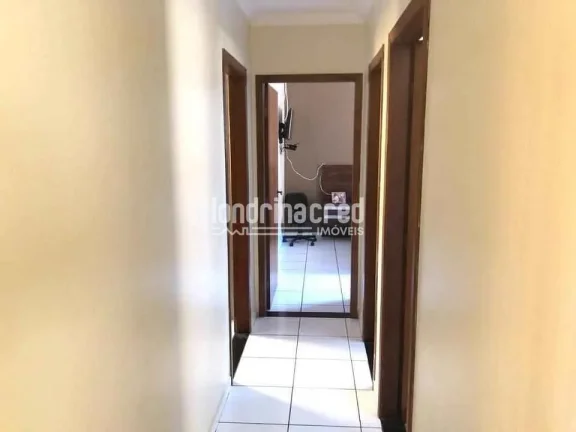 Imagem Casa Ampla na Zona Norte de Londrina – 382m² de terreno, 180m² construídos, 3 quartos, 5 vagas e espaço para futura área gourmet!