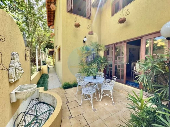 Imagem Casa em Condomínio a Venda no bairro Granja Viana - Carapicuíba, SP