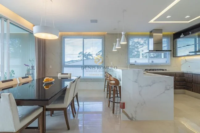 Imagem Casa de condomínio, 3 suítes, 500m² - Serra da Cantareira