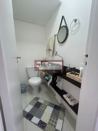 Imagem Exclusivo: CASA DE CONDOMÍNIO A VENDA NO JARDIM SÃO LUIZ. Vendo casa em condomínio fechado, Com 127m² de áreas construída, São 3 Dormitórios, sendo 1 Suíte, 2 salas, 2 banheiros e 1 lavabo, 2 vagas de garagem, quintal com cobertura total de policarbonato,