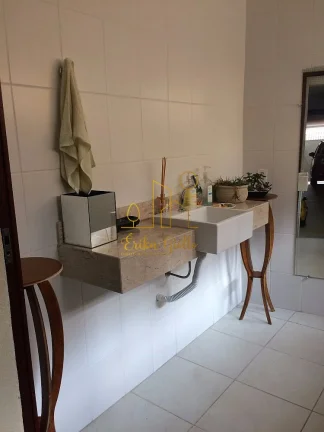Imagem Oportunidade Única: Sobrado à Venda Próximo à Serra do Japi
