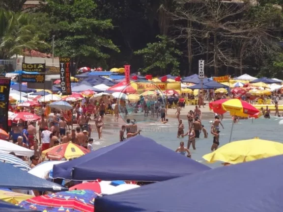 Imagem Imperdível! Casa à venda em Ubatuba-SP, bairro Aracaú: 3 quartos, 1 suíte, sala, banheiro, 2 vagas de garagem, 100m² de área.