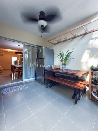 Imagem Casa com excelente padrão de acabamento em condomínio unindo conforto, privacidade e funcionalidad...