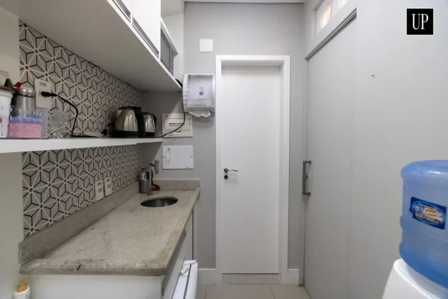 Imagem Excelente cj comercial situado no coração da Vila Clementino, próprio para consultório