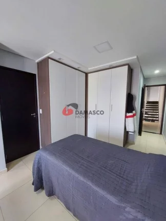 Imagem Sobrado à venda 3 Quartos, 3 Suites, 4 Vagas, Nova Gerty, São Caetano do Sul - SP