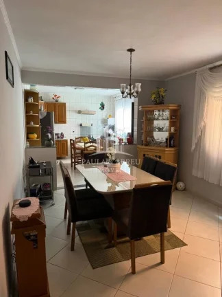 Imagem Sobrado no Campo Verde com 3 Dormitórios e amplo quintal