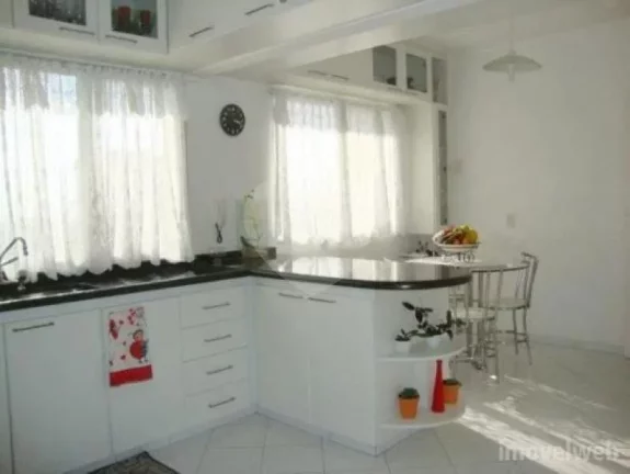 Imagem Apartamento à venda com 3 quartos, sendo 3 suítes, no condomínio Fazenda do Morumbi, São Paulo - SP