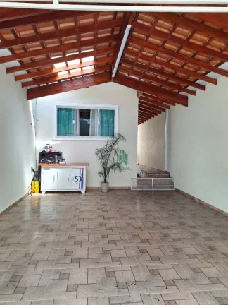 Imagem Casa com 2 dormitórios à venda, 115 m² por R$ 870.000,00 - Centro - Arujá/SP