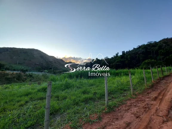 Imagem Fazenda com 3 dormitórios à venda, 580800 m² por R$ 1.500.000,00 - Centro - São José do Vale do Rio Preto/RJ