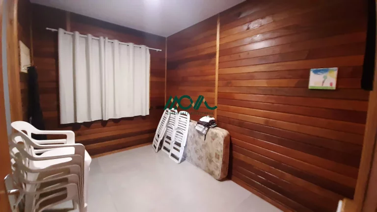 Imagem Casa com Piscina em Itapoá