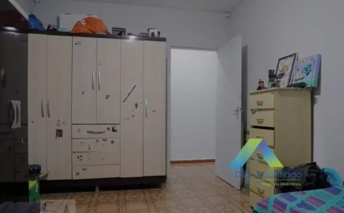 Imagem Casa com 2 dormitórios, quintal com churrasqueira, 150 m² ótimo preço e localização!