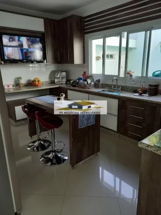 Imagem Sobrado Alto Padrão a venda com piscina no Jardim da Saúde