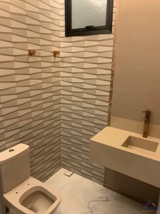 Imagem Casa Duplex Alto Padrão com 3 Suítes à Venda na Praia do Morro - Guarapari/ES