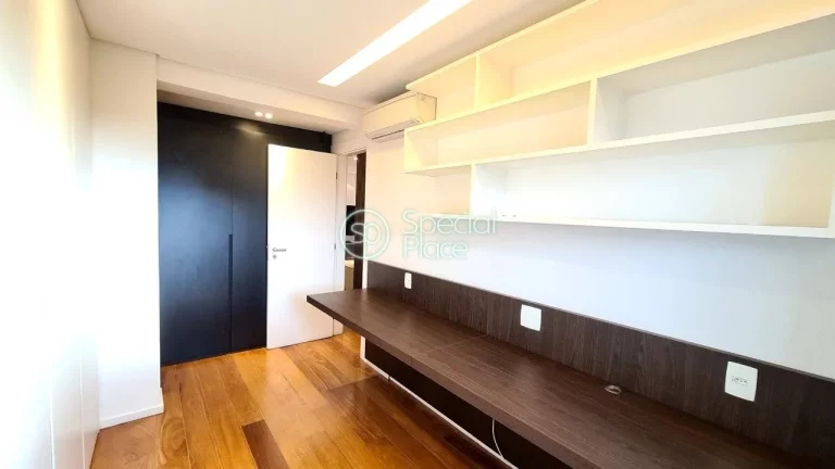 Imagem Apartamento requintado!! Totalmente reformado, inclusive elétrica e hidráulica. Projeto arquitetô...