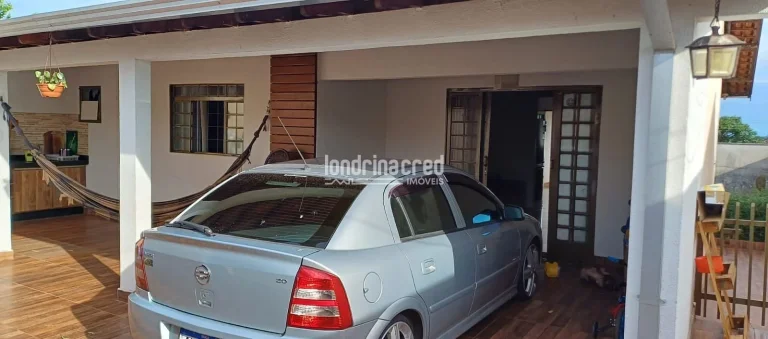 Imagem Casa Ampla à Venda no Jardim Dom Pedro II – 3 Quartos, 1 Suíte, Churrasqueira, Grande Quintal e Espaço para Construção em Terreno de 310m²!