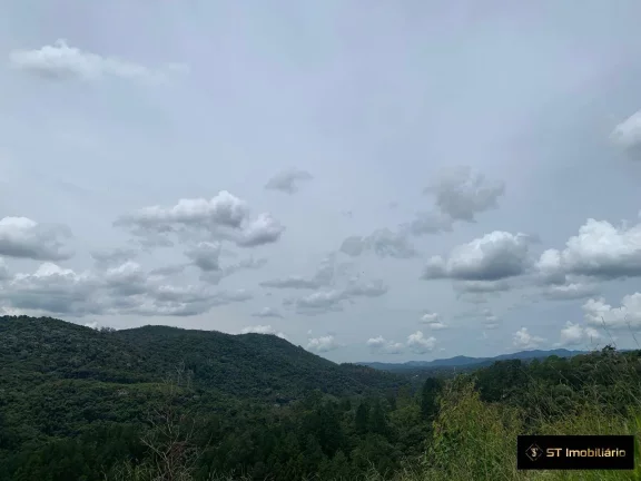 Imagem Chácara em Mairiporã 14.000m² c/ Nascente e Lago