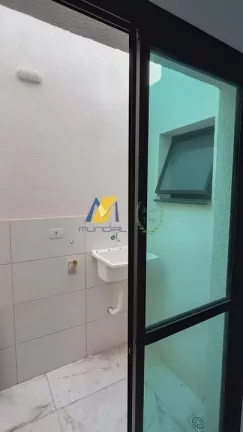 Imagem “Um sobrado novinho com terraço na cobertura por R$ 630 mil em Santo André!