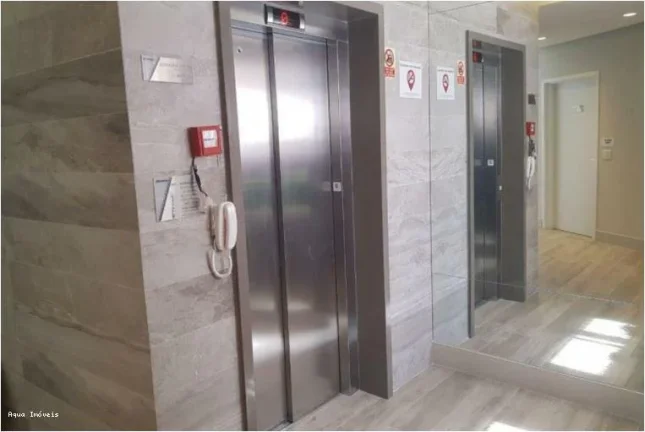 Imagem Apartamento para Venda em São Caetano do Sul, Santa Maria, 2 dormitórios, 1 suíte, 1 banheiro, 1 vaga
