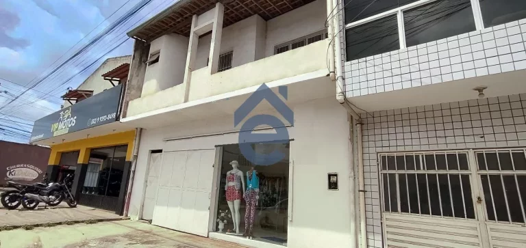Imagem Casa com ponto comercial à venda, Santos Dumont, em ótima localização