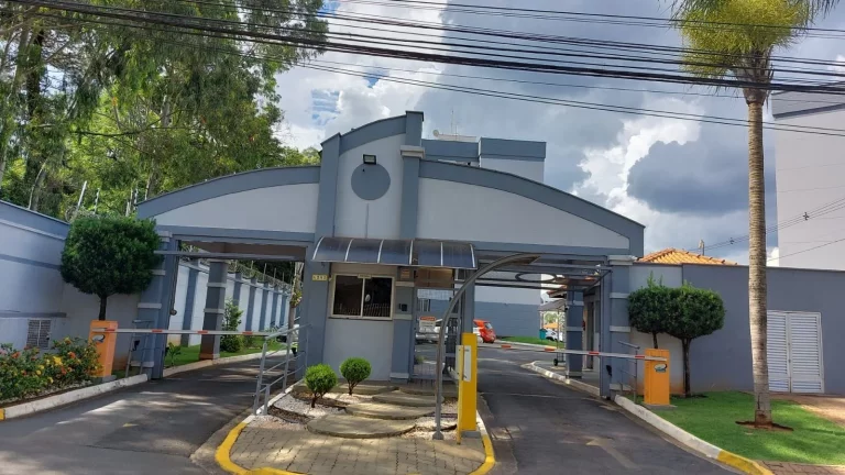 O apartamento localizado no Del Giardino I. Próximo ao Unileste, ao Makro Atacadista e ao Sindicato...