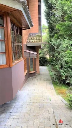 Imagem Casa a Venda com 03 Suítes, por 2.500.000,00 em Vila Inglesa.