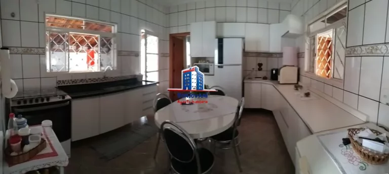 Imagem Chácara 4 suítes no Vista Alegre II