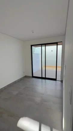 Imagem Apartamento térreo com área privativa á beira mar no Bessa - AP0975
