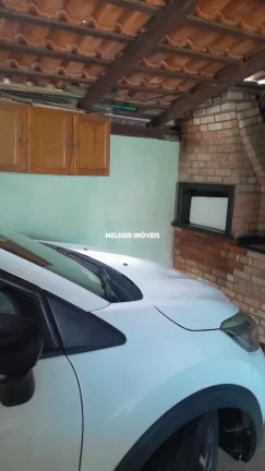 Imagem Casa com 06 dormitórios no Bairro Itacolomi - Balneário Piçarras - SC